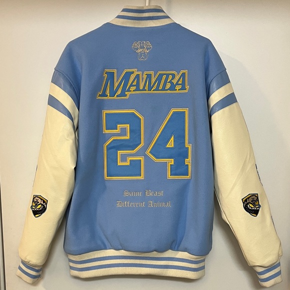 Kobe Bryant Legend of the 🐍 Blue and Cream Varsity Jacket ❤️🏀🐍🪽❤️ - Picture 4 of 9